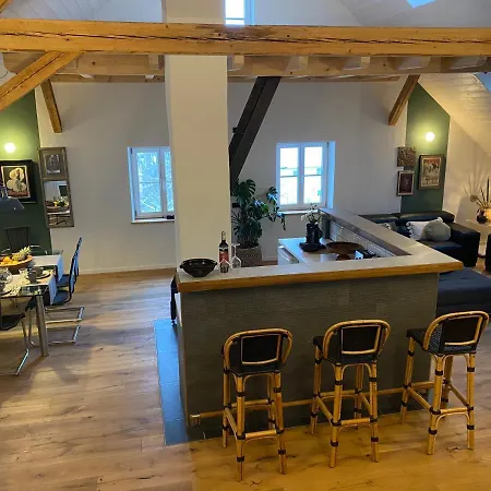 D.d. Apartament *